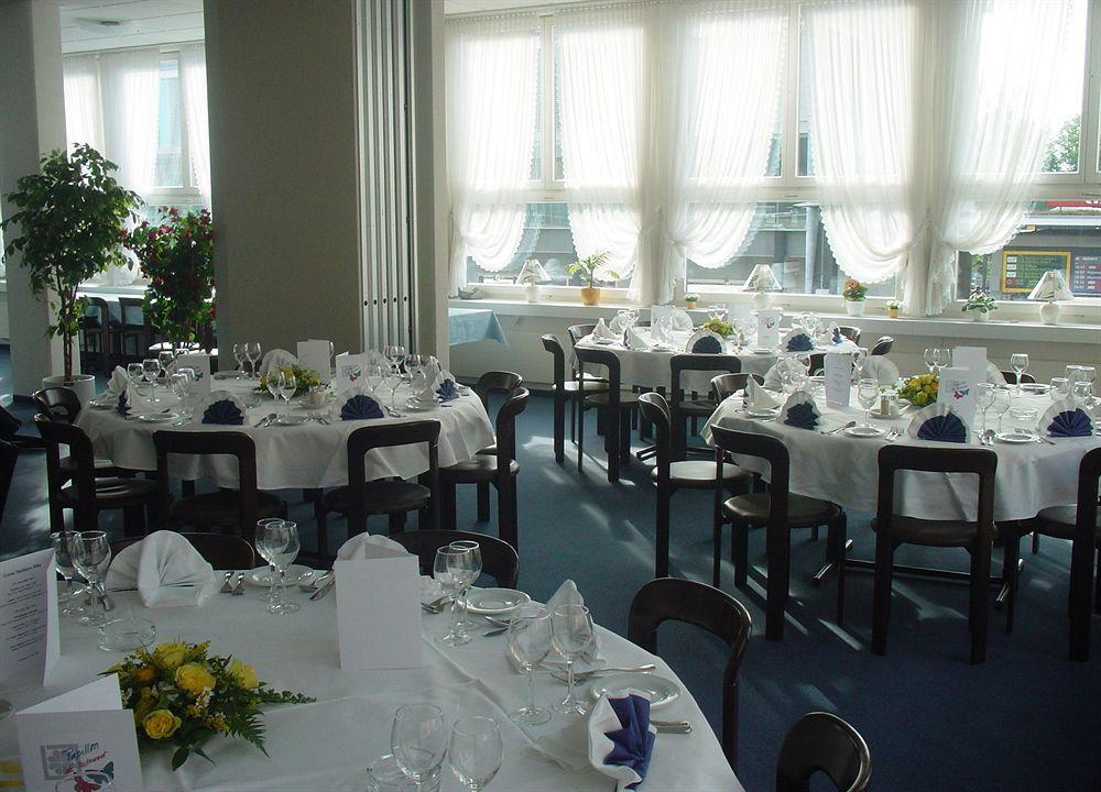 Hotel Blumenstein Self-Check In Frauenfeld Bagian luar foto