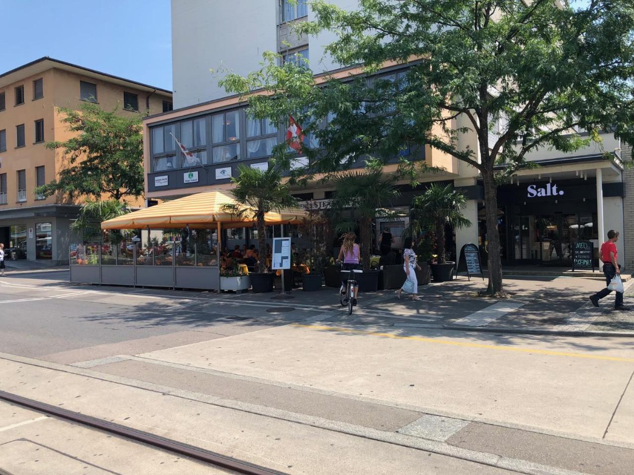 Hotel Blumenstein Self-Check In Frauenfeld Bagian luar foto